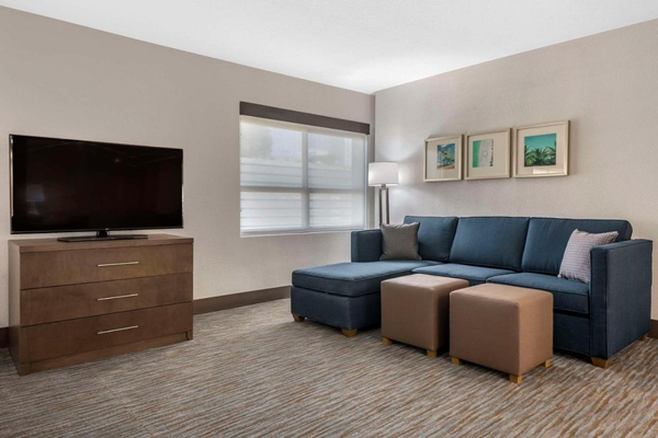 Comfort Inn & Suites Downtown Brickell-Port of Miami Image #41 Comfort Inn & Suites Downtown Brickell-Port of Miami Image #41