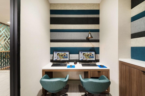 Hampton Inn & Suites Miami Wynwood Design District Image #3 Hampton Inn & Suites Miami Wynwood Design District Image #3