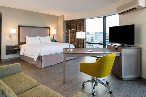 Hampton Inn & Suites Miami Wynwood Design District Image #15 Hampton Inn & Suites Miami Wynwood Design District Image #15