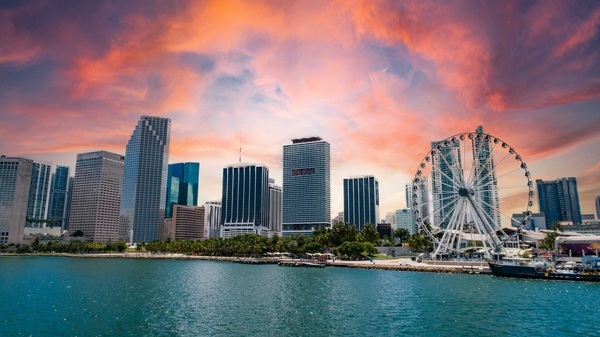 Skyviews Miami Observation Wheel Image #7 Skyviews Miami Observation Wheel Image #7