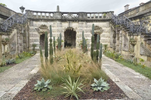 Vizcaya Museum & Gardens Image #4 Vizcaya Museum & Gardens Image #4
